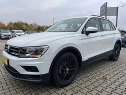 Weiß Gebraucht 2018 VW Tiguan Trendline SUV | 16.490 € (Guter Preis)