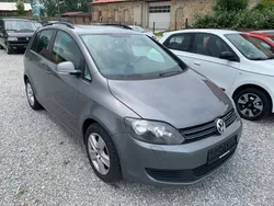 Grau Gebraucht 2009 VW Golf Plus Cross Comfortline Van / Kleinbus | 5.500 € (Fairer Preis)