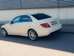 Weiß Gebraucht 2010 Mercedes C180 AMG line Limousine | 8.500 €