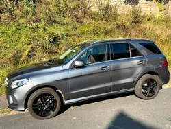 Grau Gebraucht 2017 Mercedes GLE250 AMG SUV | 30.800 € (Fairer Preis)