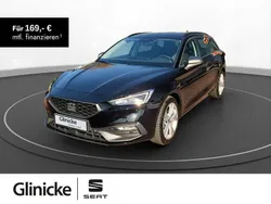 Mitternachtsschwarz Gebraucht 2024 Seat Leon FR-Line Kombi | 26.970 € (Guter Preis)