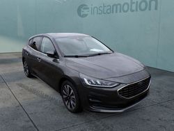 Grau Gebraucht 2023 Ford Focus Titanium | 23.540 € (Guter Preis)