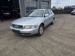 Silber Gebraucht 1998 Audi A4 Kombi | 2.699 € (Fairer Preis)