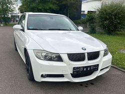 Weiß Gebraucht 2008 BMW 325 M Sport Limousine | 10.500 € (Fairer Preis)