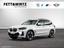 Mineralweiß metallic Gebraucht 2023 BMW iX3 Performance SUV | 41.737 € (Guter Preis)