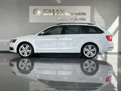 Weiß Gebraucht 2019 Skoda Octavia Ambition Kombi | 18.989 € (Etwas zu teuer)