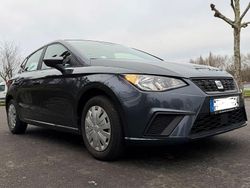 Grau Gebraucht 2019 Seat Ibiza Reference Limousine | 10.999 € (Guter Preis)