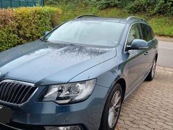Grau Gebraucht 2015 Skoda Superb Ambition Kombi | 6.999 € (Etwas zu teuer)