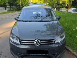 Grau Gebraucht 2014 VW Sharan Comfortline Van / Kleinbus | 7.999 € (Fairer Preis)