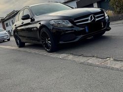 Schwarz Gebraucht 2015 Mercedes C200 Kombi | 15.490 €