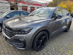 Grau Gebraucht 2019 VW Touareg R-line SUV | 38.950 € (Guter Preis)