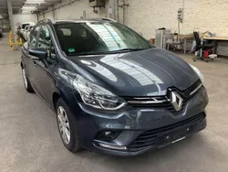 Titangrau Gebraucht 2020 Renault Clio V Bose Edition | 11.500 € (Fairer Preis)