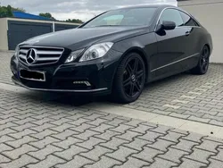 Schwarz Gebraucht 2009 Mercedes E350 Coupé | 15.000 € (Teuer)