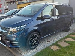 Blau Gebraucht 2024 Mercedes V300 AMG Van / Kleinbus | 79.999 € (Fairer Preis)