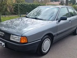 Grau Gebraucht 1991 Audi 80 Limousine | 2.499 €