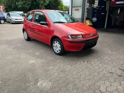 Rot Gebraucht 2003 Fiat Punto Dynamic Kleinwagen | 1.980 € (Teuer)