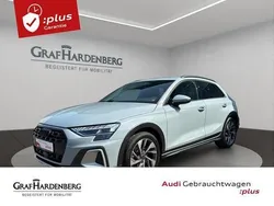 Pfeilgrau perleffekt Gebraucht 2024 Audi A3 Ambiente Limousine | 37.444 € (Fairer Preis)