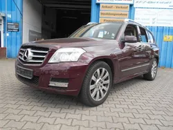 Rot Gebraucht 2010 Mercedes GLK220 SUV | 5.999 € (Fairer Preis)