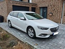 Weiß Gebraucht 2018 Opel Insignia Kombi | 11.990 € (Guter Preis)