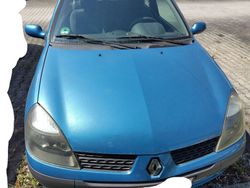 Blau Gebraucht 2003 Renault Clio II Dynamique Limousine | 1.500 € (Guter Preis)