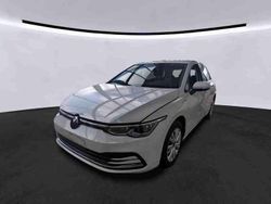 Weiß Gebraucht 2022 VW Golf VIII Style Limousine | 23.980 € (Guter Preis)