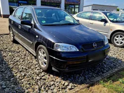 Schwarz Gebraucht 2002 Opel Astra Kleinwagen | 900 € (Guter Preis)