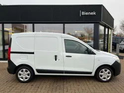 Weiß Gebraucht 2021 Dacia Dokker Express Essentiel Van | 13.500 € (Teuer)