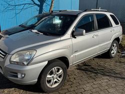 Grau Gebraucht 2006 Kia Sportage SUV | 5.000 € (Etwas zu teuer)