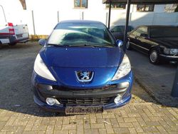 Blau Gebraucht 2009 Peugeot 207 Urban Move Kleinwagen | 2.500 € (Guter Preis)
