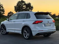 Weiß Gebraucht 2018 VW Tiguan Sound SUV | 24.990 € (Etwas zu teuer)