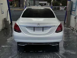 Weiß Gebraucht 2018 Mercedes C200 Limousine | 24.800 € (Teuer)