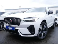 Crystal weiss Gebraucht 2024 Volvo XC60 Plus SUV | 66.990 €