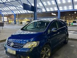 Blau Gebraucht 2006 VW Golf V Limousine | 2.500 € (Guter Preis)