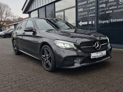 Grau Gebraucht 2020 Mercedes C220 AMG line Limousine | 27.990 € (Guter Preis)