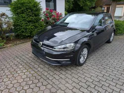 Schwarz Gebraucht 2019 VW Golf VII Comfortline Kleinwagen | 14.250 € (Guter Preis)