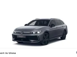 Diabasgrau metallic Gebraucht 2025 VW Passat R-line Kombi | 48.911 € (Superpreis)
