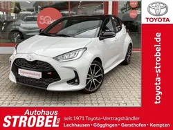 Dynamicgrey metallic / dach s Neu 2024 Toyota Yaris Hybrid Sport Kleinwagen | 27.580 € (Superpreis)