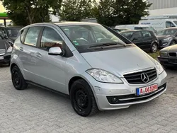 Silber Gebraucht 2010 Mercedes A180 Limousine | 2.490 € (Guter Preis)