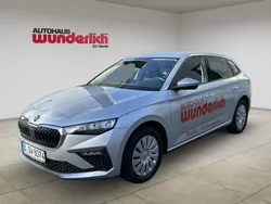 Silber Gebraucht 2024 Skoda Scala Essence Kleinwagen | 22.990 € (Fairer Preis)