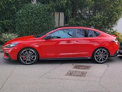 Rot Gebraucht 2019 Hyundai i30 Edition Coupé | 23.500 € (Etwas zu teuer)