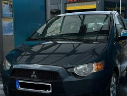 Grau Gebraucht 2009 Mitsubishi Colt Kleinwagen | 1.400 € (Superpreis)