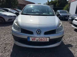 Grau Gebraucht 2009 Renault Clio III Extreme Kleinwagen | 1.950 € (Guter Preis)
