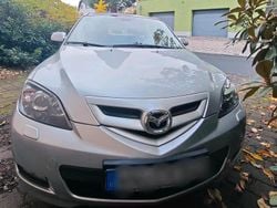 Grau Gebraucht 2009 Mazda 3 Kleinwagen | 4.000 € (Fairer Preis)