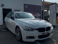 Weiß Gebraucht 2019 BMW 320 M Sport Kombi | 21.499 € (Superpreis)