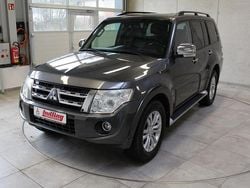 Mineralgrau Gebraucht 2014 Mitsubishi Pajero Edition SUV | 17.900 € (Guter Preis)