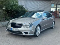 Beige Gebraucht 2003 Mercedes E63 AMG AMG Limousine | 14.800 €