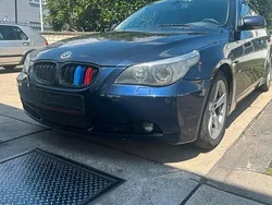 Blau Gebraucht 2005 BMW 525 Limousine | 4.500 €