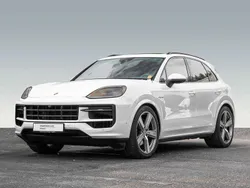 Weiß Gebraucht 2024 Porsche Cayenne SUV | 98.900 € (Superpreis)