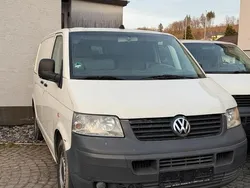Weiß Gebraucht 2005 VW T5 Van | 2.200 €