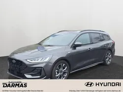 Grau Gebraucht 2024 Ford Focus ST-Line Limousine | 23.490 € (Guter Preis)